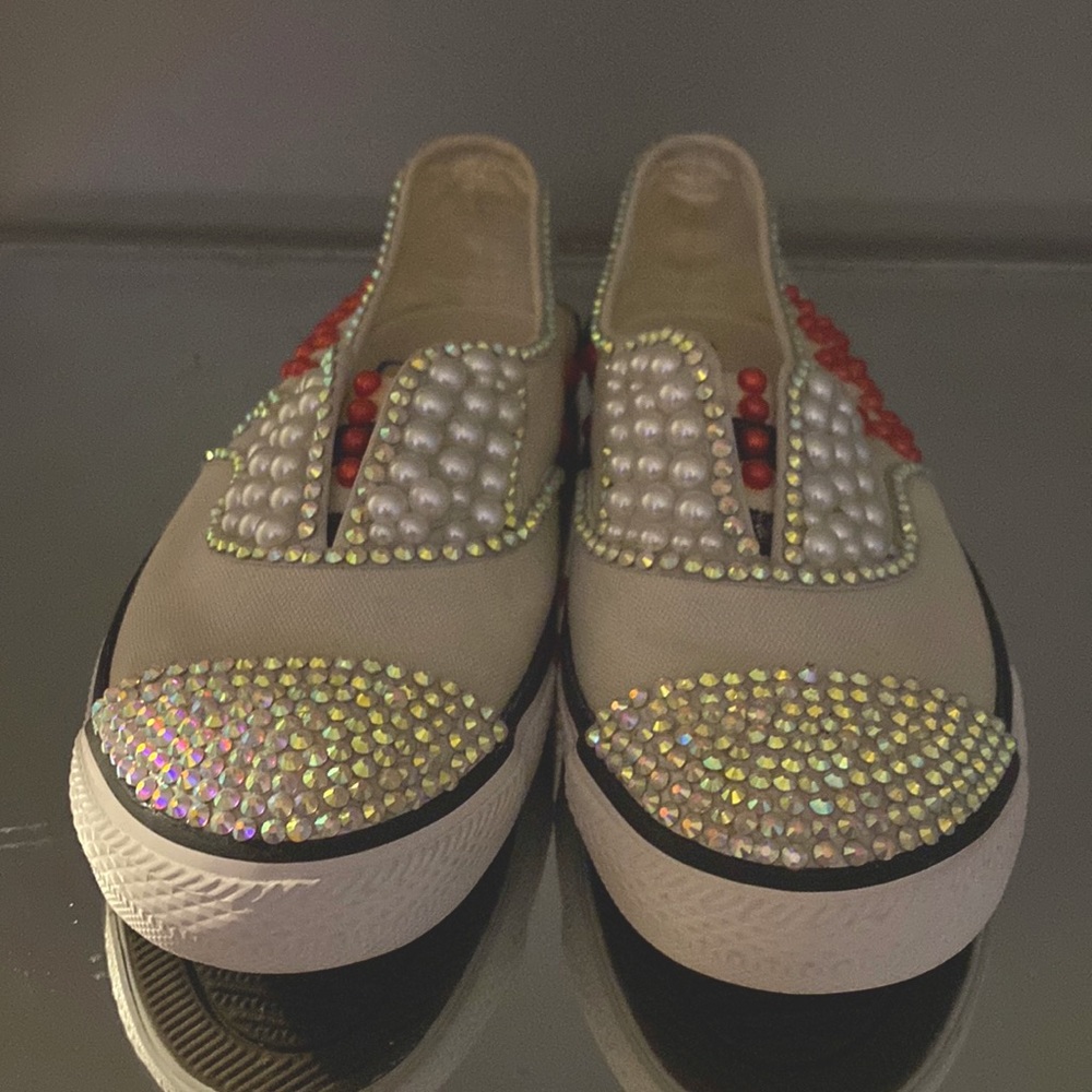 Converse
